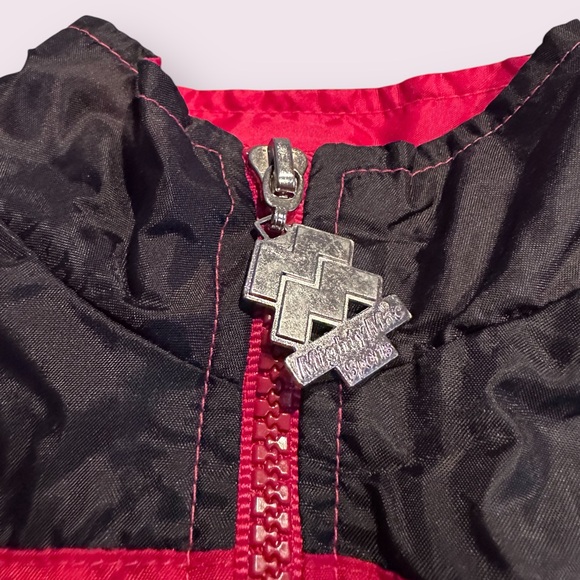 NWT NHL Baby Chicago Blackhawks Hockey Nylon Zip Front Jacket MightyMac 18 Mon - Picture 4 of 10